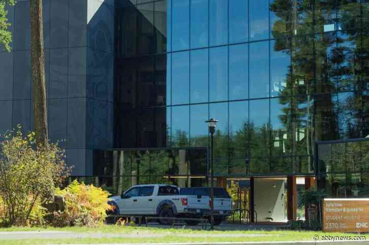 Attempted murder, assault charges laid against man involved in knife attack at Vancouver Island college
