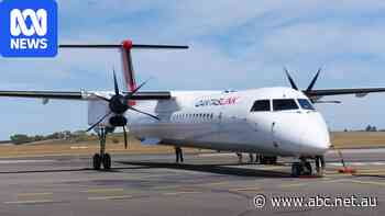 School holidays flight disruption fear as QantasLink staff threaten action