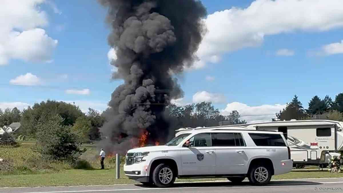 Pilot ejects safely after Texas Air National Guard F-16 crashes in Michigan