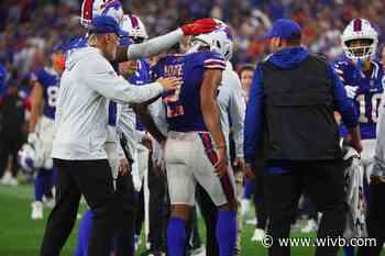 D.J. Moore leaves Bills win with shoulder injury