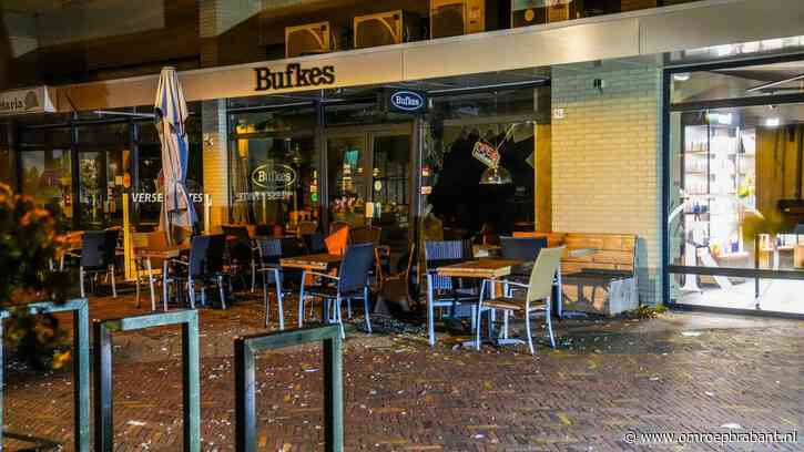 Explosie bij broodjeszaak in Geldrop, omgeving afgezet