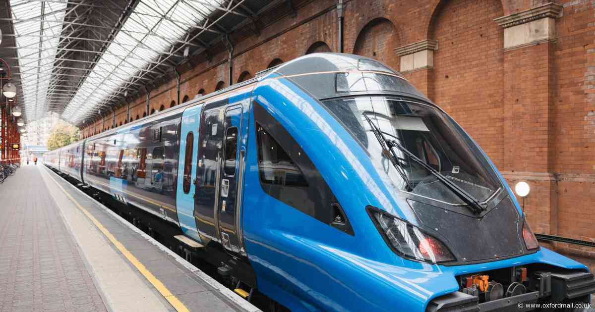 Rail union to protest in London over ?7bn East West Rail row