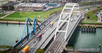 Woede om Suurhoffbrug: ‘Grootste haven van Europa wordt geraakt door één slecht onderhouden brug’