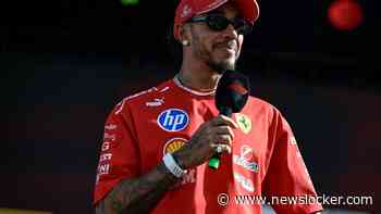 Lewis Hamilton komt met statement na ’verhalen’ over Ferrari: ’Ik heb nooit gevraagd om iemand te vervangen’