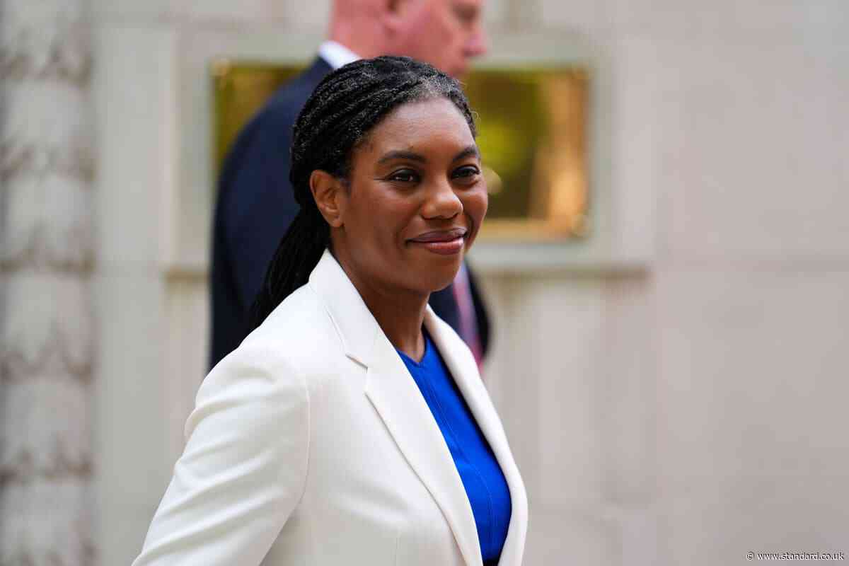 Wandsworth council tax row: Kemi Badenoch instructs lawyers to challenge cuts to Tory-run London council