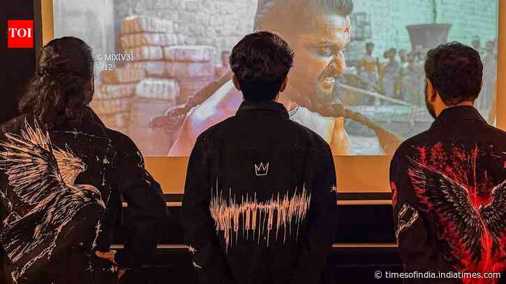 ‘The Paradise’ pic with Nani, Srikanth Odela, and Anirudh as three crows goes viral