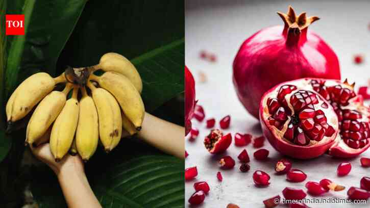 Banana And Pomegranate Nutrients: pomegranate edges iron; banana leads B6 and potassium