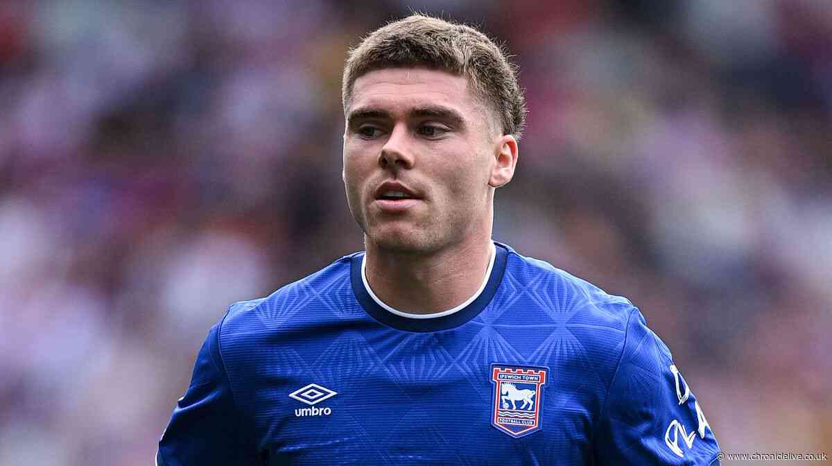 Geordie Premier League star hailed for joining Noah Woods search and £2,000 donation