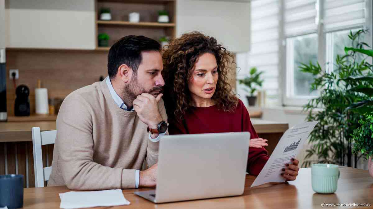 HMRC warning over ISA withdrawal penalty as 154,100 savers lost £3,088