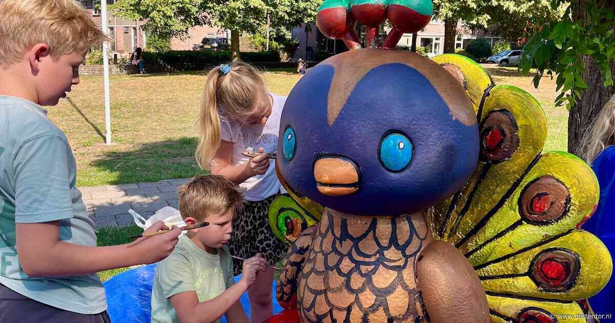 Straattheater, dj’s bij de barbier en een frikandellencompetitie: Ermelo houdt eerste Nacht van de Pauw