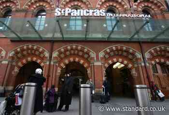 Police launch crackdown on luxury luggage thieves at major London stations