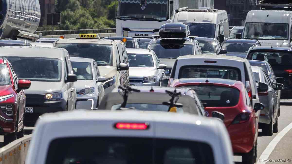 Lkw-Unfall auf A7 – Sperrung an Anschlussstelle Waltershof aufgehoben