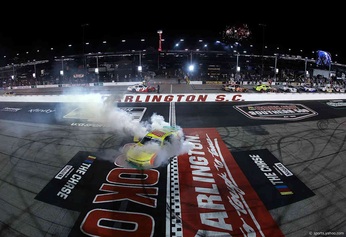What channel is the NASCAR O'Reilly Series race at Bristol on today? Time, TV schedule