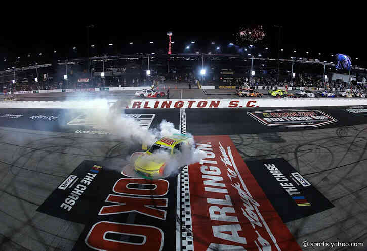 What channel is the NASCAR O'Reilly Series race at Bristol on today? Time, TV schedule