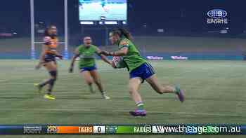 Waterman hands Raiders early lead