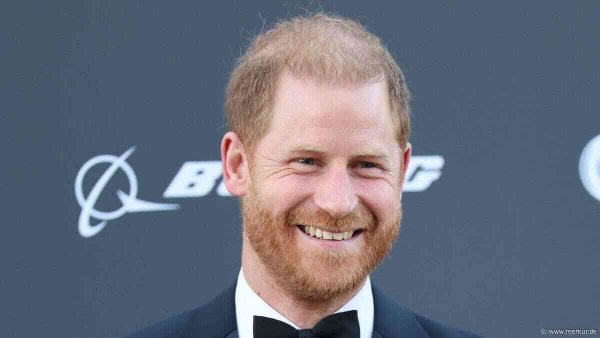 Prinz Harry strahlt bei Londoner Gala – doch ein Detail fällt sofort auf