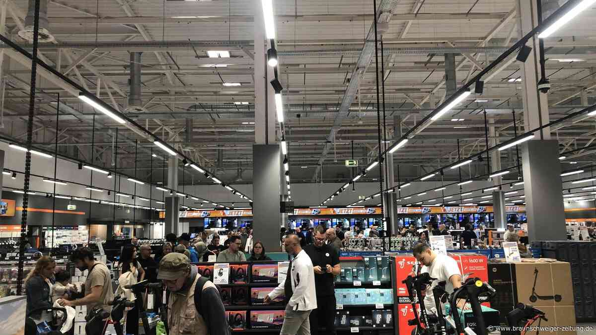 Massenandrang – dieser Elektrofachmarkt im Landkreis Peine hat eröffnet