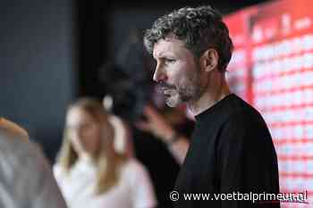 Van Bommel brengt bezoek aan De Bruyne: 'Wilde weten of hij er nog achterstaat'