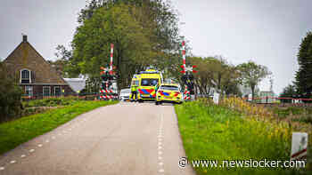 Fietser overleden door aanrijding met trein in Friese Mantgum