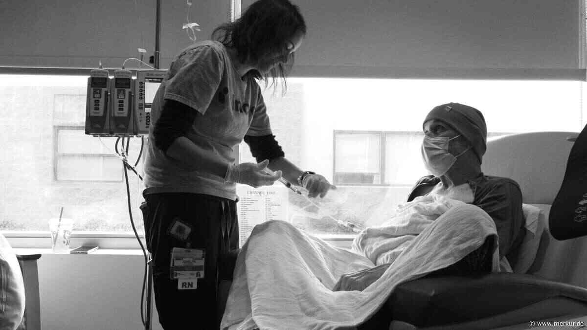 Langjährige Mitarbeiterin wird gefeuert, obwohl sie sich in einer Chemotherapie befindet