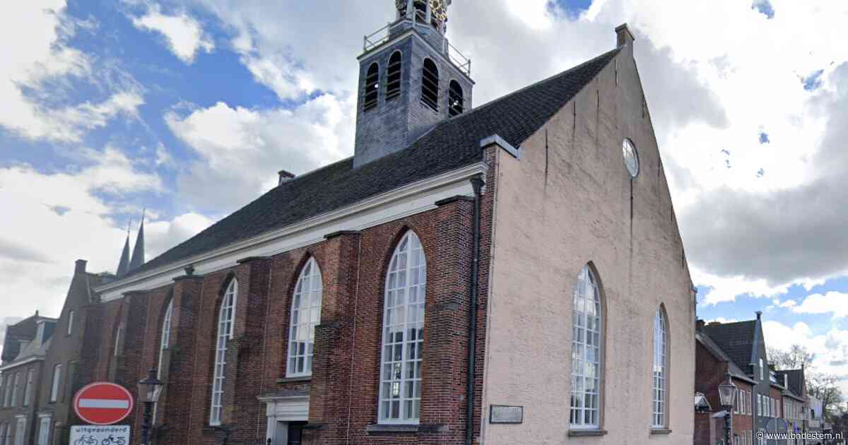 Monumentencommissie zet streep door sloop toren Trouwkerkje Etten-Leur: historische constructie moet behouden blijven