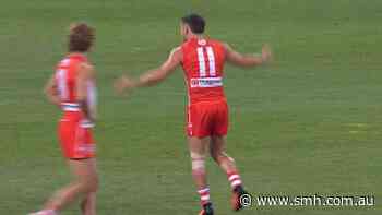 Papley hurts knee from ground contest