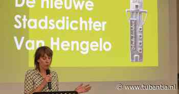 Mariska Bosch volgt Robert Roth op als stadsdichter van Hengelo