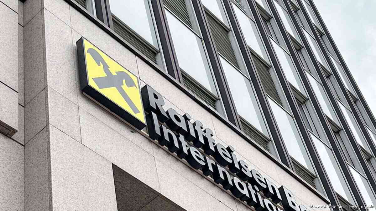 Sanktionen und Waffenteile: Raiffeisen Bank soll „Schlüsselkanal“ für Russland sein
