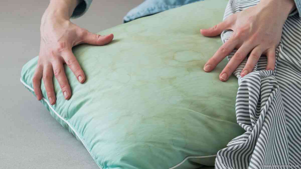 Expert's seven simple and cheap ways to remove yellow pillow stains