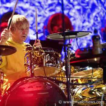 Zak Starkey is trying to drum up support for him to be the Oasis Live' 27 tour drummer