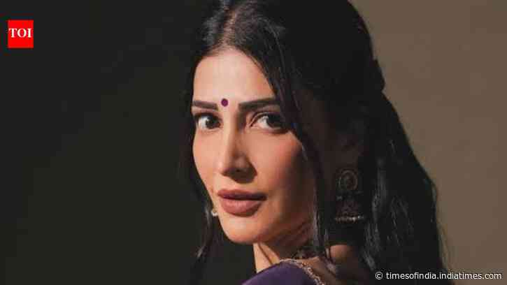 Shruti Hassan says she prayed about thousand times that men get periods