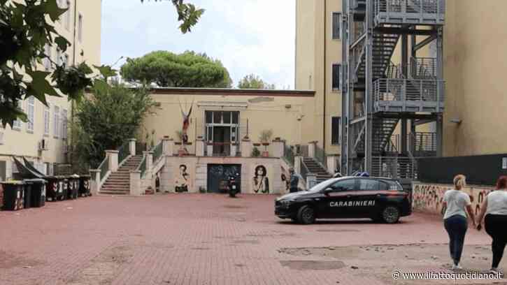 Prof accoltellata a scuola, i sindacati: “Aggressioni sempre più frequenti. Le dichiarazioni non bastano, servono interventi”