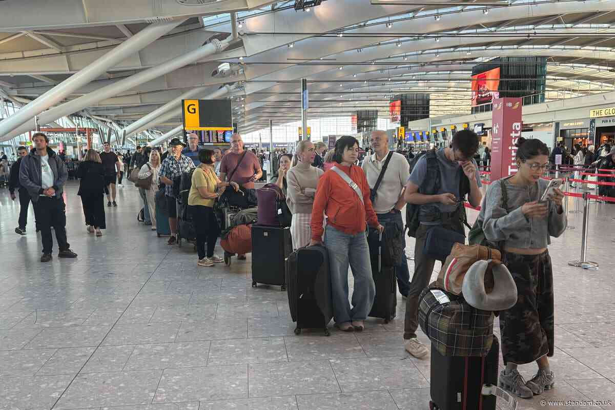 Flight ‘chaos’ this month caused by ‘software defect’ – report