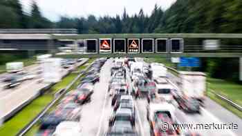 Schlafender Fahrer auf A9 bei Hilpoltstein – Unfall mit Sattelzug und Sperrung als Folge