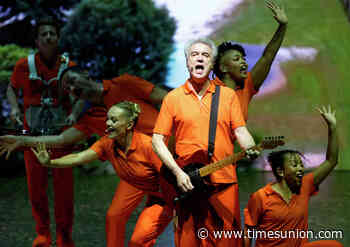 Review: David Byrne turns SPAC into a living work of art With Talking Heads favorites and visual spectacle