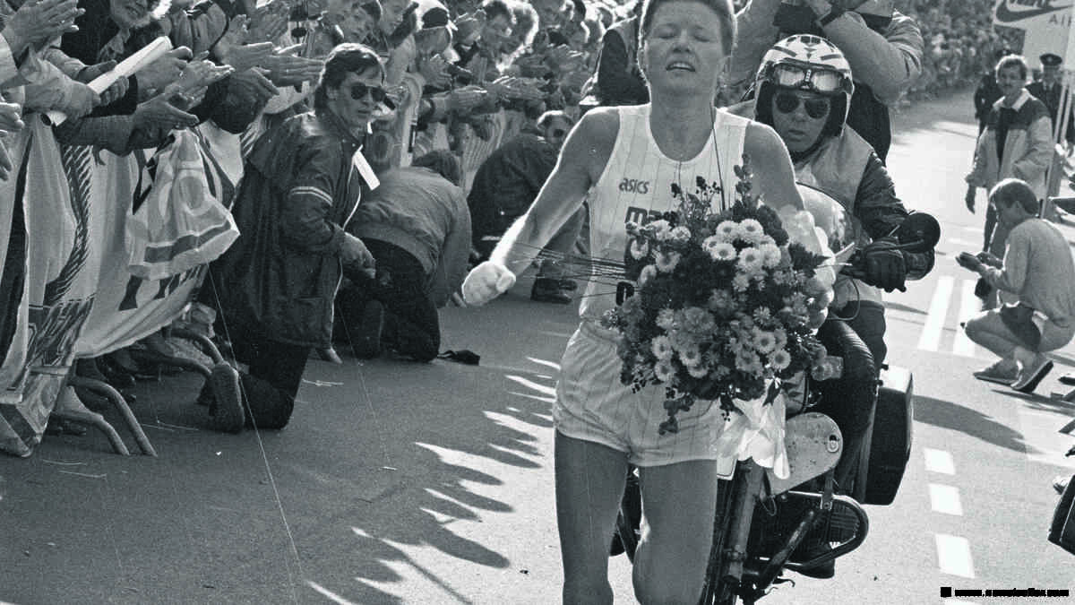 Ingrid Kristiansens parcoursrecord uit 1987 staat nog steeds bij de Dam tot Damloop: ’Leek me een leuke afstand om eens te proberen’