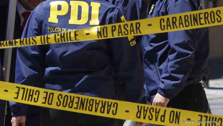 Ciudadano colombiano murió baleado dentro de su vehículo en Santiago