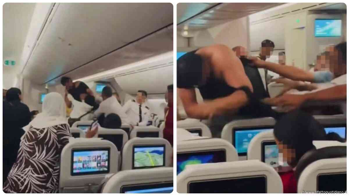 “Due passeggeri sono venuti alle mani”: rissa in aereo durante un volo. Agitazione tra anziani e bambini