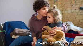 Überschuldung steigt: Alleinerziehende brauchen früh Unterstützung