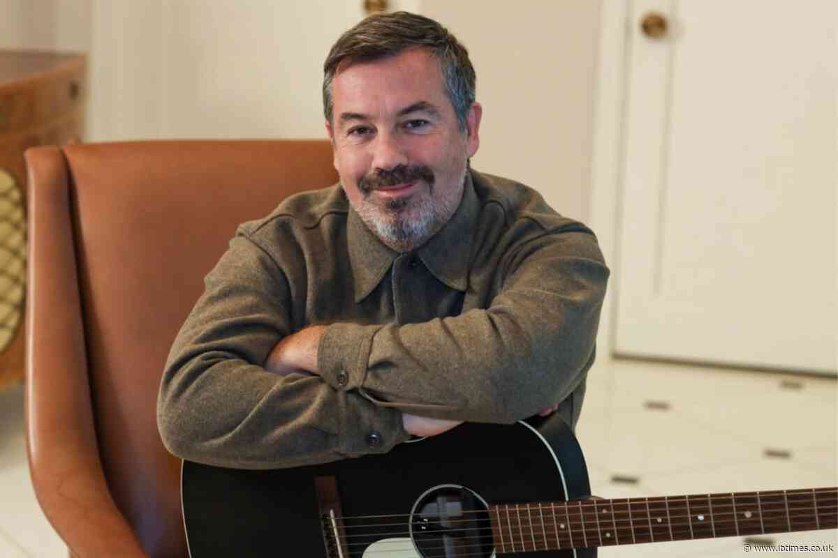 Duncan Sheik Dead After Suffering Organ Failure: Singer 'Passed Away Surrounded by Love' at 56