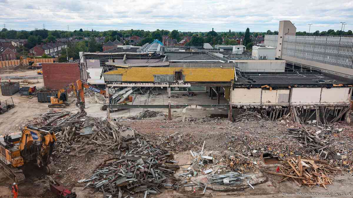 Developer offers 'chance to take home piece of Stretford history' for £15 a brick