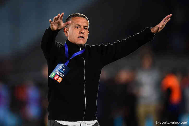 🤯 Boss heads to dressing room on 89 mins, side concede and go out