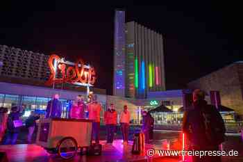 Startprobleme bei „Light our Vision“ in Chemnitz: Am „Congress“ streikte die Technik
