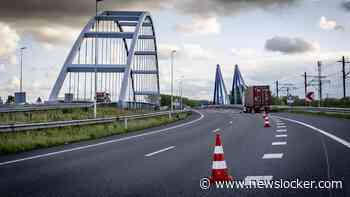 Defecte Suurhoffbrug in A15 gaat nacht dicht: reparatie kan niet langer wachten