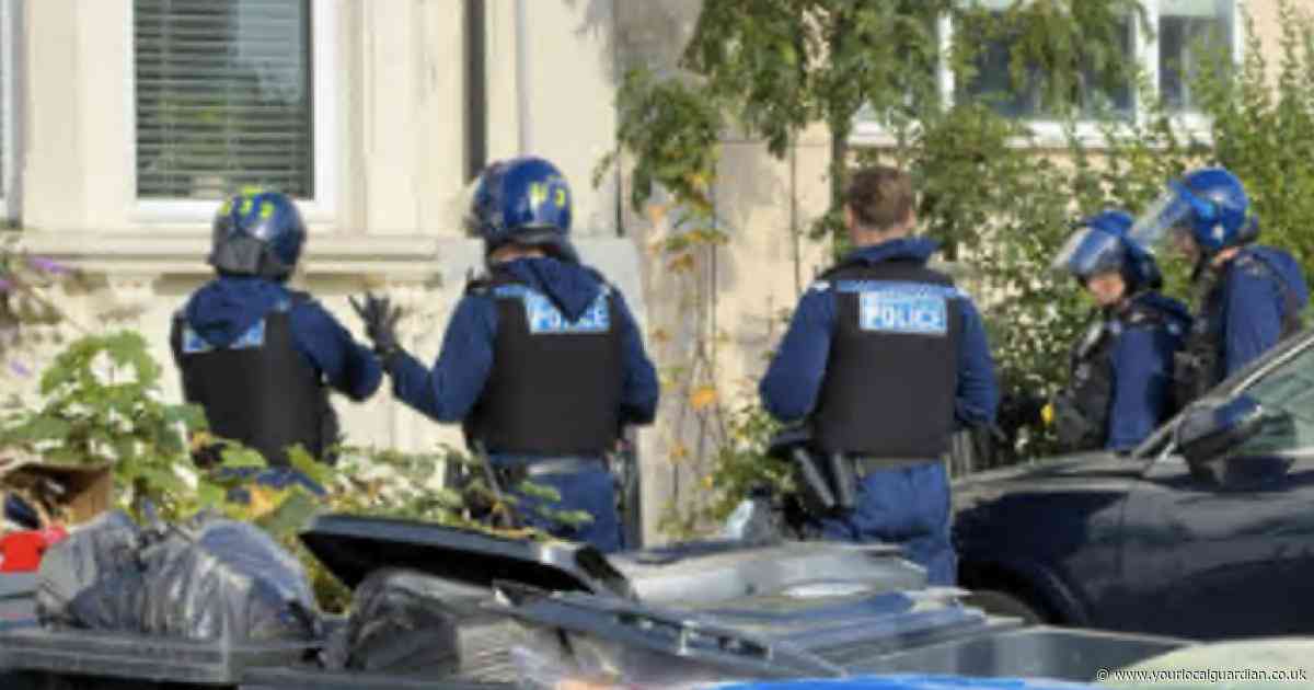 Man arrested over 'threats to kill' after Croydon 'standoff' at residential home