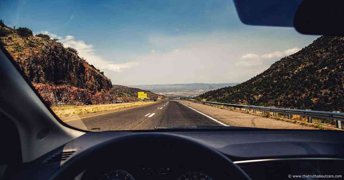 10 Ways to Make Your Long-Distance Drive Across the U.S. Easier and Stress-Free