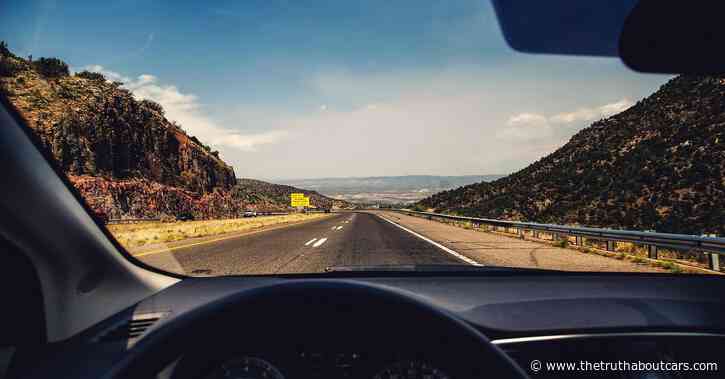 10 Ways to Make Your Long-Distance Drive Across the U.S. Easier and Stress-Free