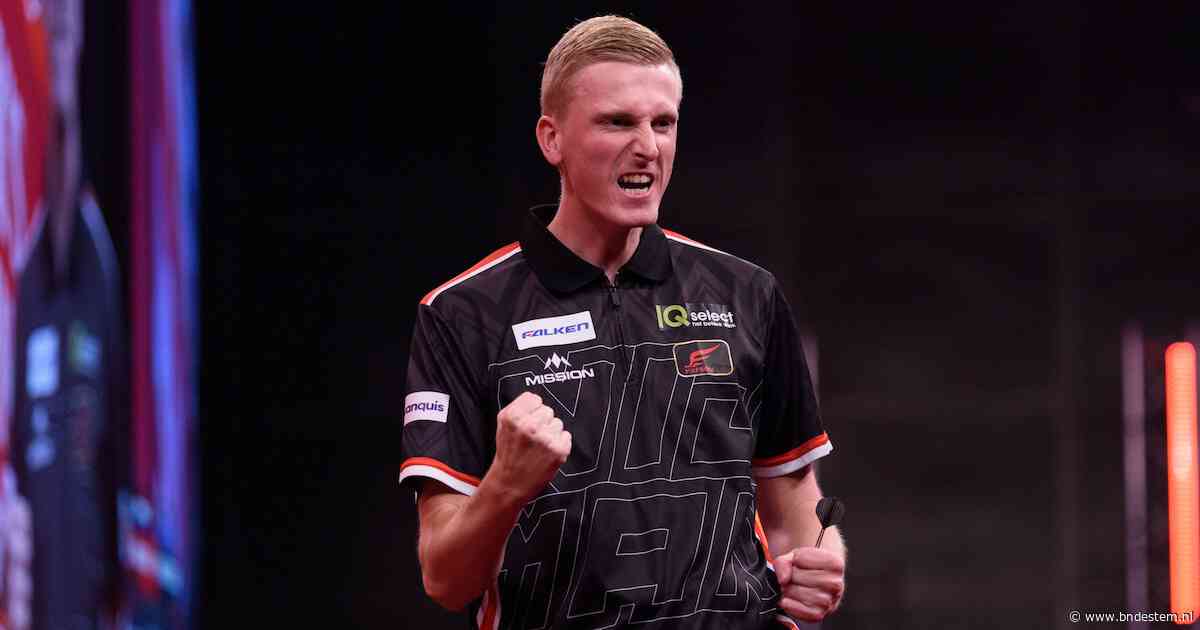LIVE World Series of Darts Finals | Wessel Nijman geniet van zege voor thuisfans in Amsterdam: ‘Voor mij is dit heel speciaal’