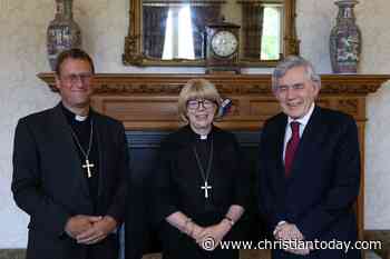Archbishop of Canterbury meets Gordon Brown to tackle poverty