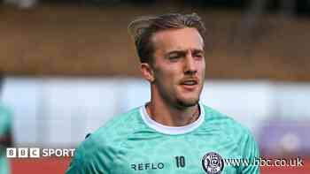 Striker Rees out with knee injury and Rijks signed